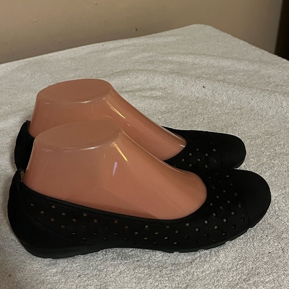 Gabor Hovercraft Black Suede Flats Shoes Sz 7 - Picture 2 of 12